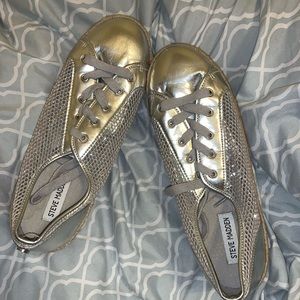 Steve Madden platform shoes